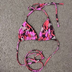 Frankie’s bikini floral top